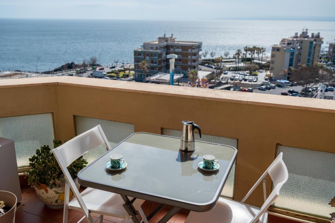 Catania Seaview Apartment With Balcony Экстерьер фото