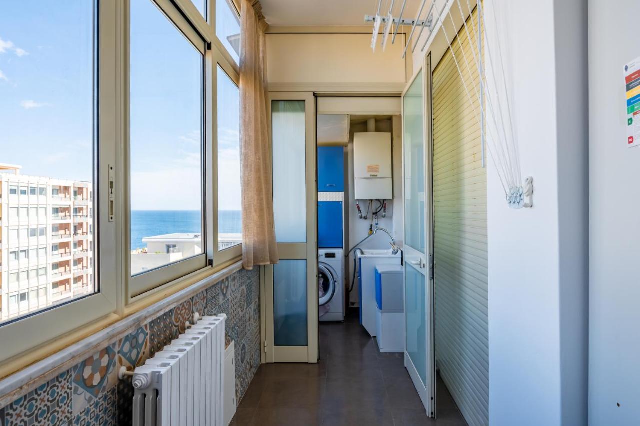 Catania Seaview Apartment With Balcony Экстерьер фото