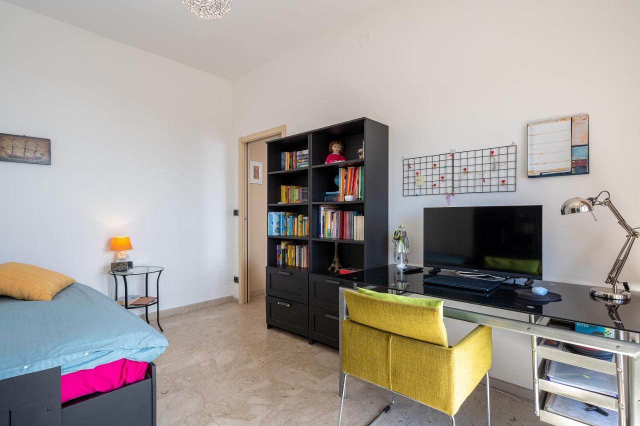 Catania Seaview Apartment With Balcony Экстерьер фото